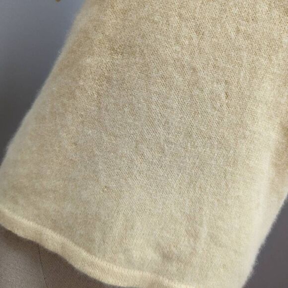 Rafaella Vintage Angora Lambswool Blend Buttercream Sweater - Picture 4 of 9